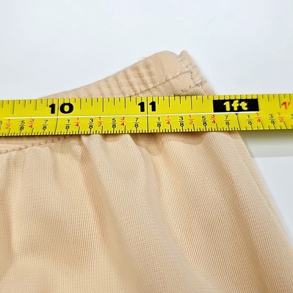 Vintage Vanity Fair Cream Midi Half Slip Undergarment - Picture 6 of 7